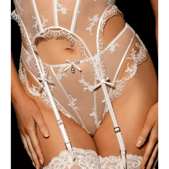 Honey Birdette DAISY